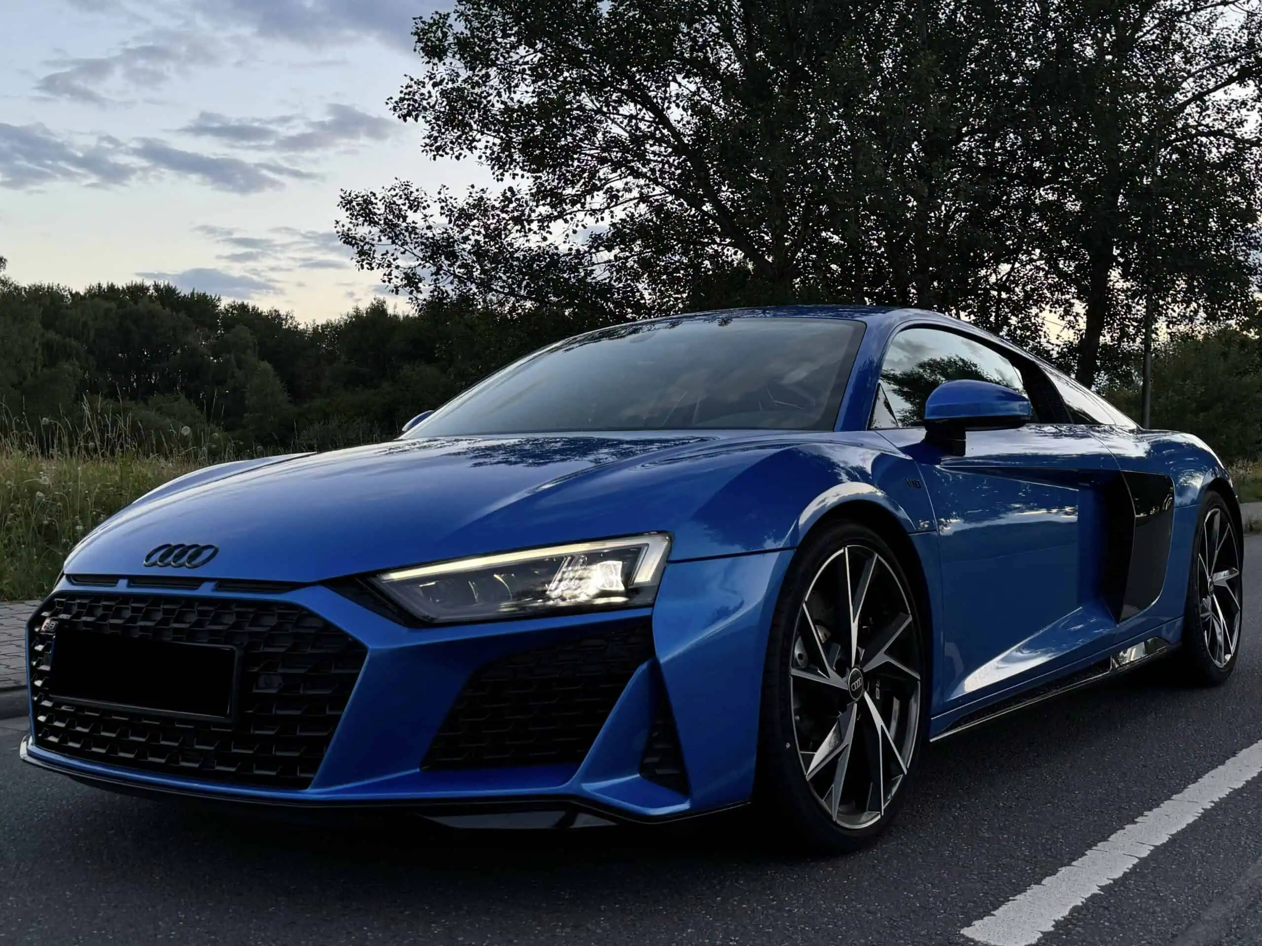 R8 Performance RWD
